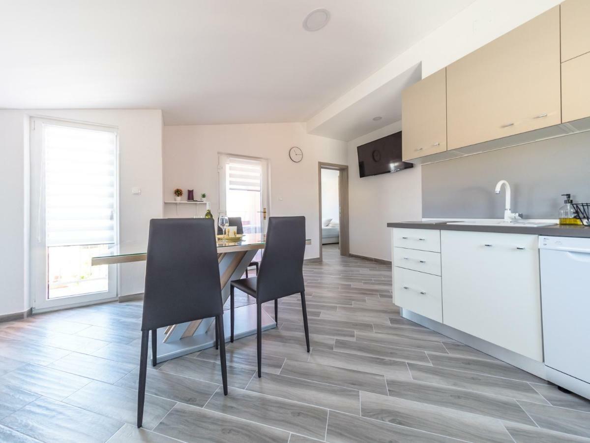 Apartment ˝Soleil˝ Vir Eksteriør billede